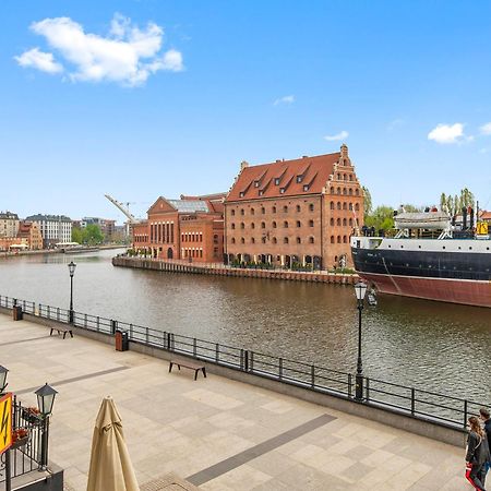 Magical River View By Downtown Apartments Гданск Екстериор снимка