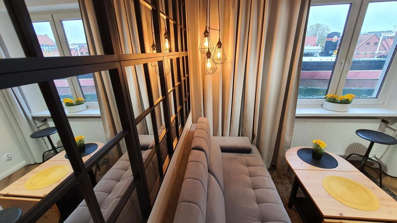 Magical River View By Downtown Apartments Гданск Екстериор снимка