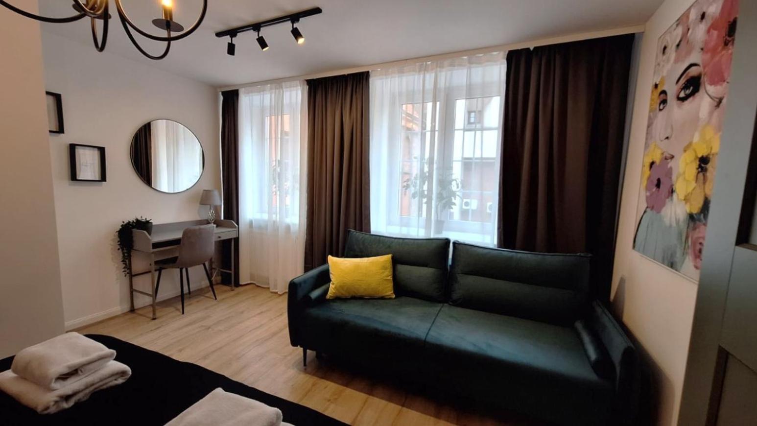 Magical River View By Downtown Apartments Гданск Екстериор снимка